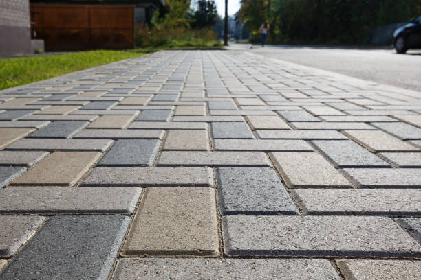 Best Interlocking Driveway Pavers  in Wollochet, WA